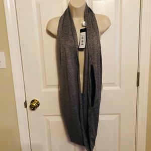 Infinity Scarf w/ Secret Pocket